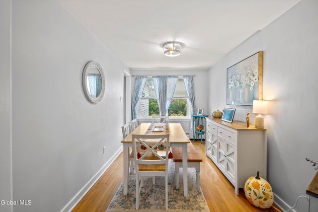 24 Rose Court, Cohoes, NY 12047