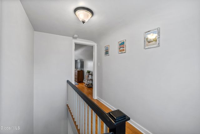 24 Rose Court, Cohoes, NY 12047