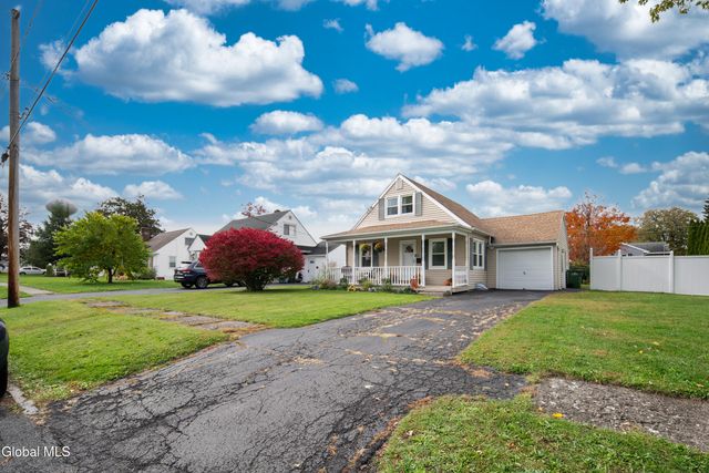 24 Rose Court, Cohoes, NY 12047