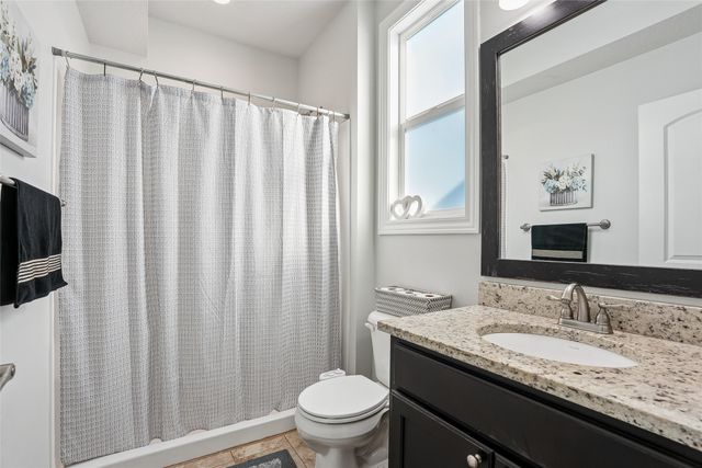 2515 SE Kettleridge Lane, Waukee, IA 50263