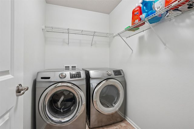 2515 SE Kettleridge Lane, Waukee, IA 50263