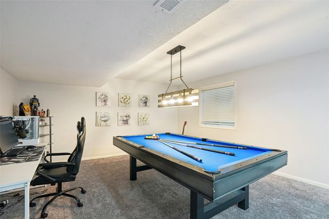 2515 SE Kettleridge Lane, Waukee, IA 50263