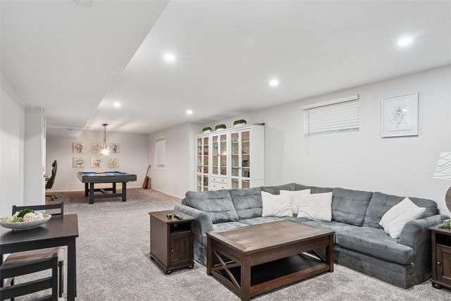 2515 SE Kettleridge Lane, Waukee, IA 50263