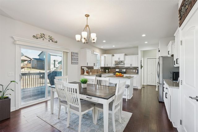 2515 SE Kettleridge Lane, Waukee, IA 50263