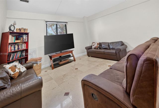 4159 SW 85th Ave, Miami, FL 33155