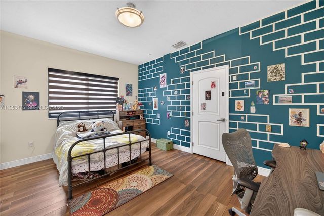 4159 SW 85th Ave, Miami, FL 33155