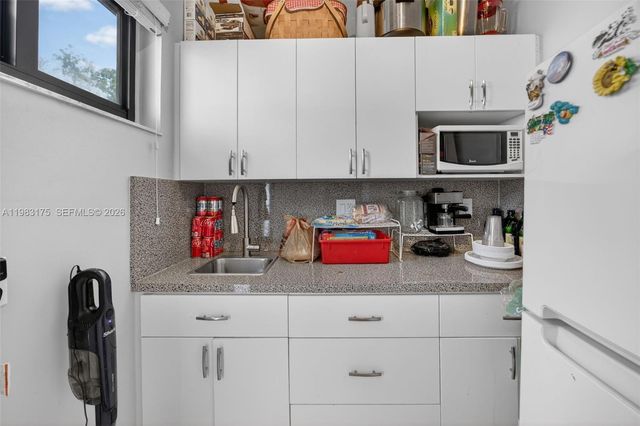 4159 SW 85th Ave, Miami, FL 33155