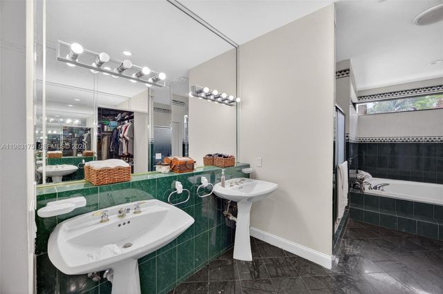 4159 SW 85th Ave, Miami, FL 33155