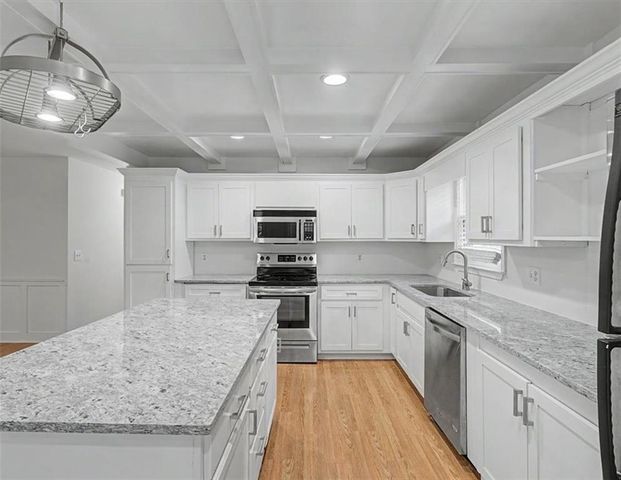 23 Spring Meadows Lane NW, Cartersville, GA 30120