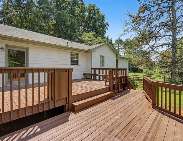 23 Spring Meadows Lane NW, Cartersville, GA 30120