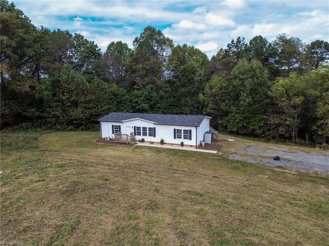 1710 Lone Hickory Road, Yadkinville, NC 27055