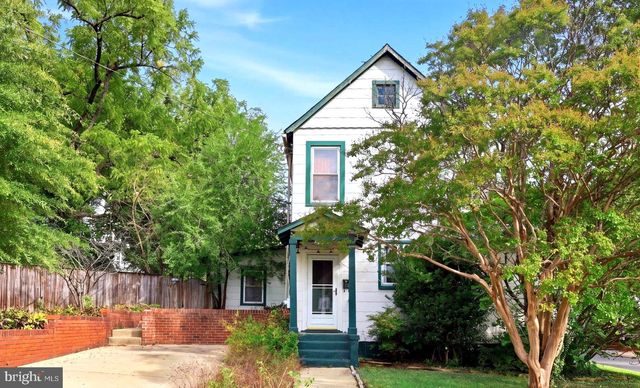 4232 NICHOLSON ST, Hyattsville, MD 20781