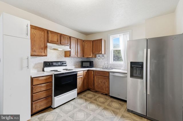 4232 NICHOLSON ST, Hyattsville, MD 20781
