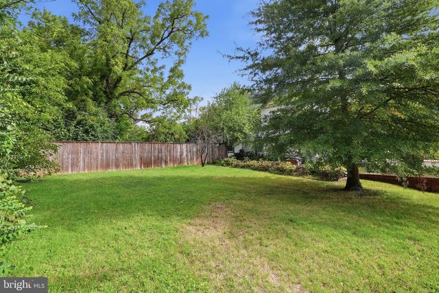 4232 NICHOLSON ST, Hyattsville, MD 20781