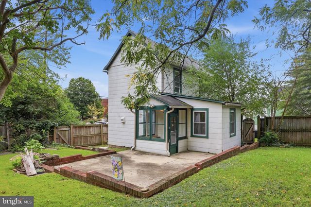 4232 NICHOLSON ST, Hyattsville, MD 20781