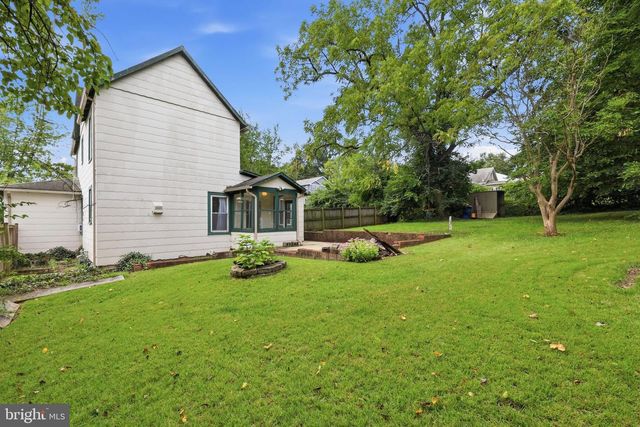 4232 NICHOLSON ST, Hyattsville, MD 20781