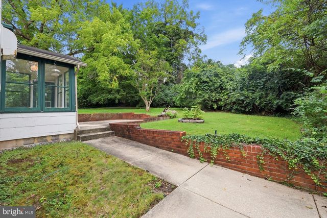 4232 NICHOLSON ST, Hyattsville, MD 20781
