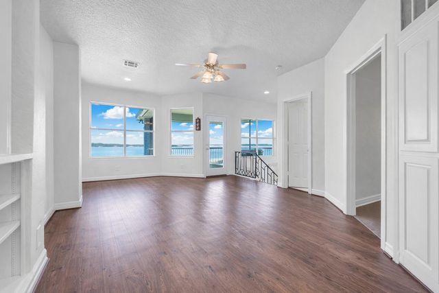16314 Hunters Circle, Montgomery, TX 77356