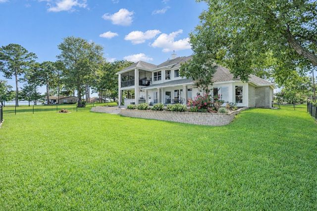 16314 Hunters Circle, Montgomery, TX 77356