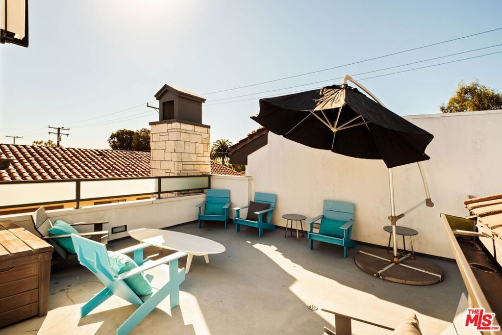 Image 28 of property listing at 612 Lincoln Boulevard 3, Santa Monica, CA 90402