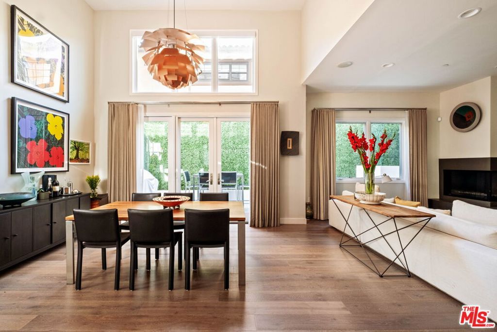 Image 9 of property listing at 612 Lincoln Boulevard 3, Santa Monica, CA 90402