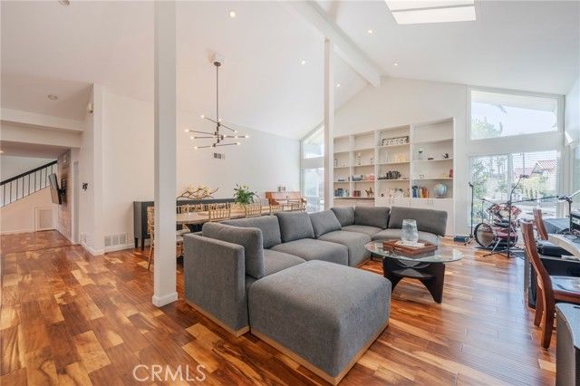 3962 Mistral, Huntington Beach, CA 92649