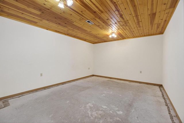 2211 86TH STREET SOUTH, Wisconsin Rapids, WI 54494