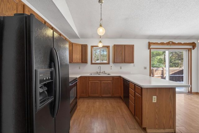 2211 86TH STREET SOUTH, Wisconsin Rapids, WI 54494