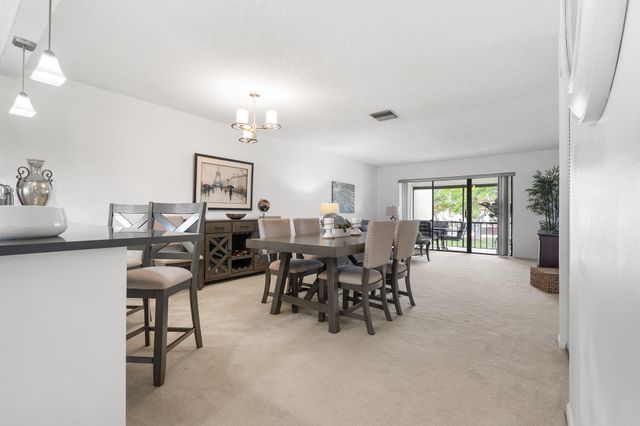 21218 Lago Circle F, Boca Raton, FL 33433