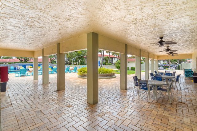 21218 Lago Circle F, Boca Raton, FL 33433