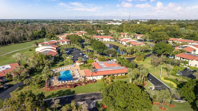 21218 Lago Circle F, Boca Raton, FL 33433