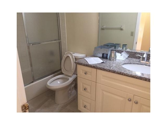 9295 W Sunrise Boulevard 9295, Plantation, FL 33322