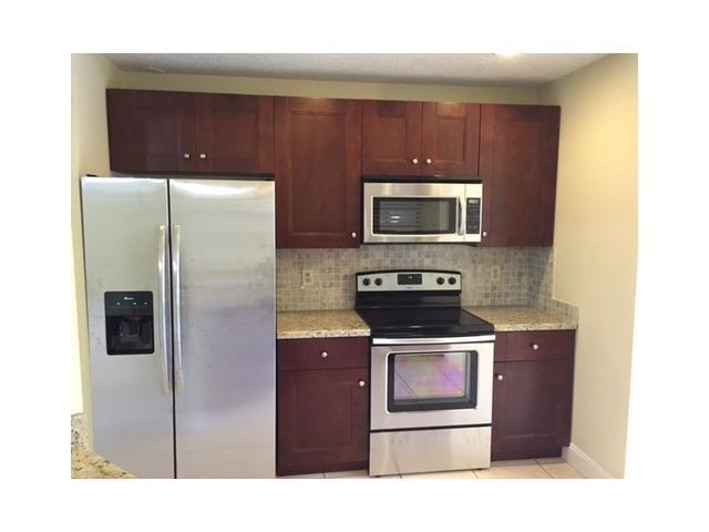 9295 W Sunrise Boulevard 9295, Plantation, FL 33322