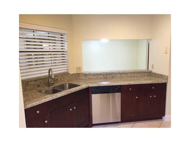 9295 W Sunrise Boulevard 9295, Plantation, FL 33322
