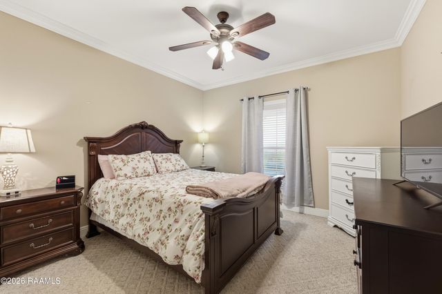 201 Copperfield Way, Youngsville, LA 70592