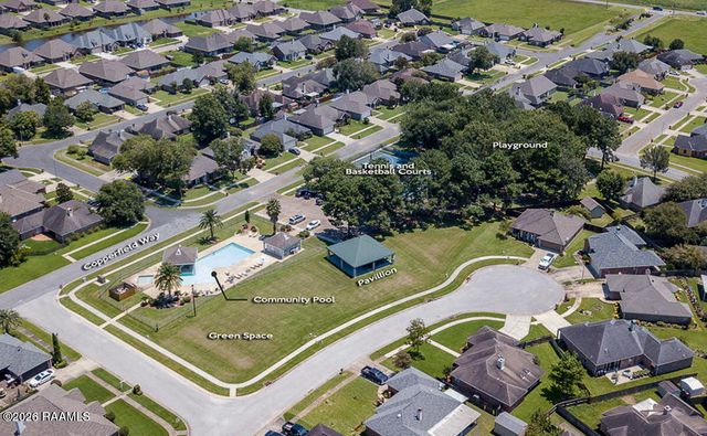 201 Copperfield Way, Youngsville, LA 70592