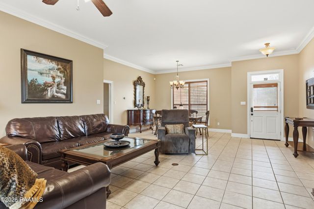 201 Copperfield Way, Youngsville, LA 70592