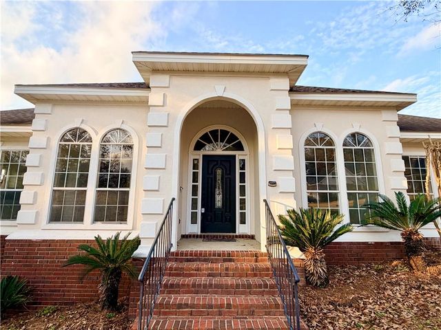 6762 Biltmore Court, Mobile, AL 36695