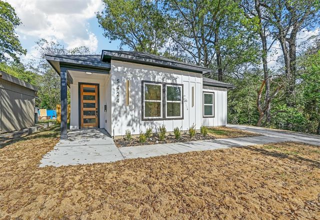 5424 Bourquin Street, Dallas, TX 75210