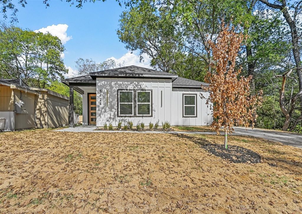 5424 Bourquin Street, Dallas, TX 75210