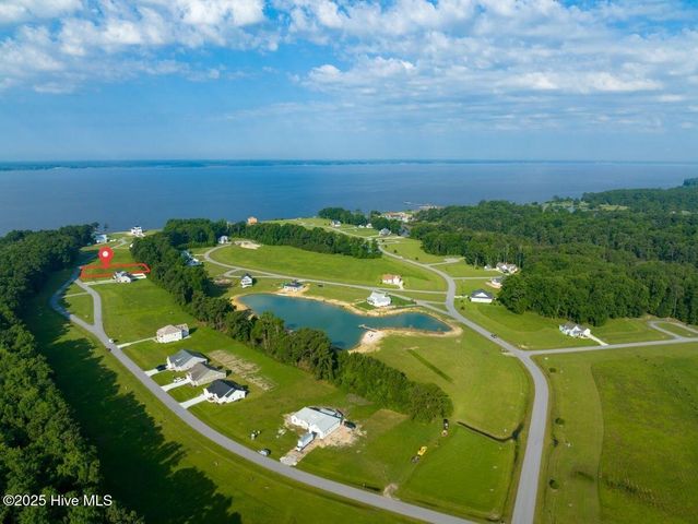 332 S Brightleaf Drive, Minnesott Beach, NC 28510