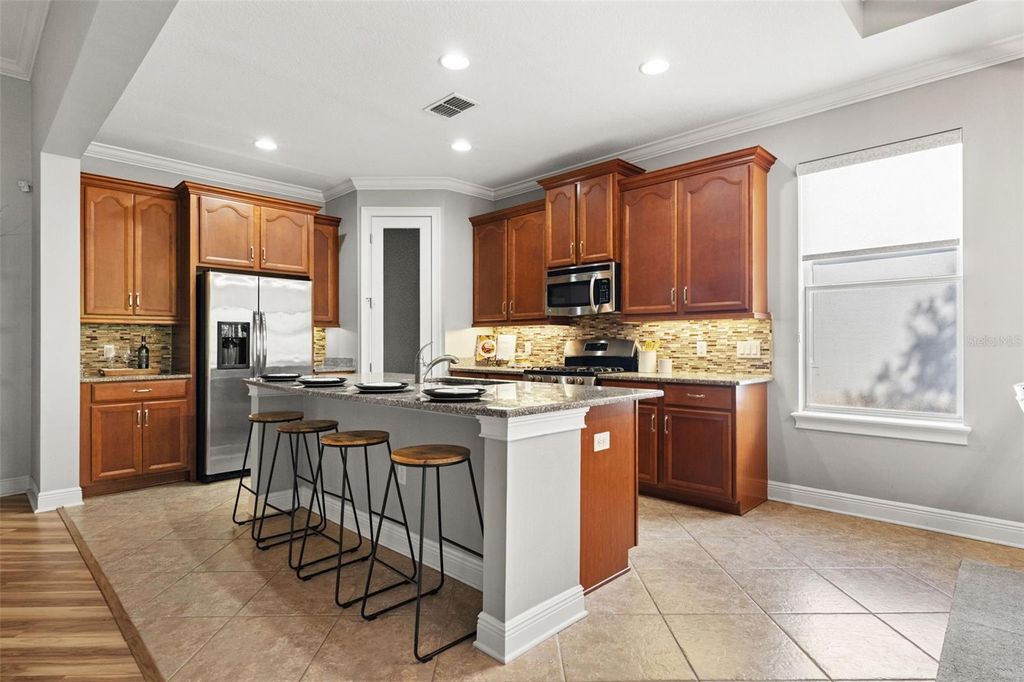 Image 14 of property listing at 4684 SOUTHERN VALLEY LOOP, Brooksville, FL 34601