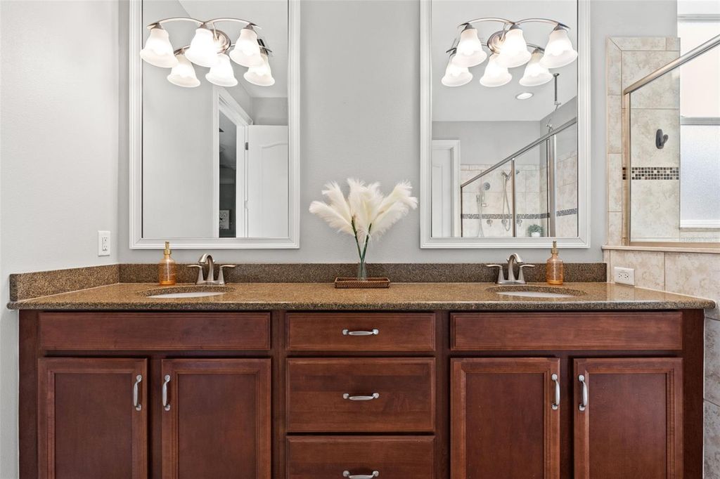 Image 28 of property listing at 4684 SOUTHERN VALLEY LOOP, Brooksville, FL 34601