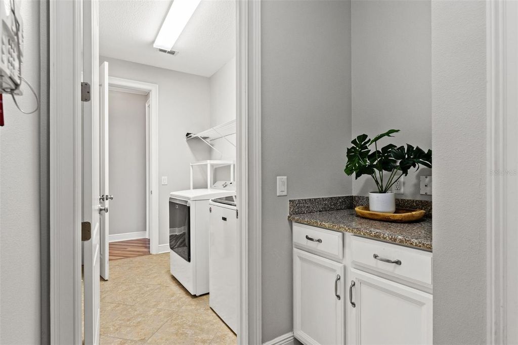 Image 38 of property listing at 4684 SOUTHERN VALLEY LOOP, Brooksville, FL 34601