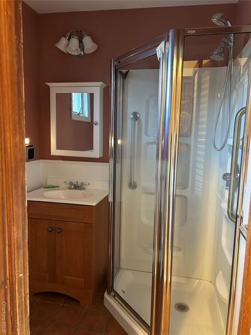 70 E Beverly Parkway, Valley Stream, NY 11580