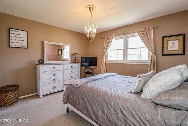 13 Bosko Drive, East Brunswick, NJ 08816