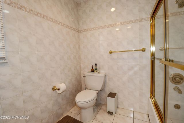 13 Bosko Drive, East Brunswick, NJ 08816