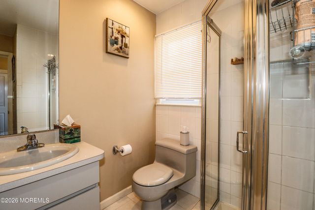 13 Bosko Drive, East Brunswick, NJ 08816