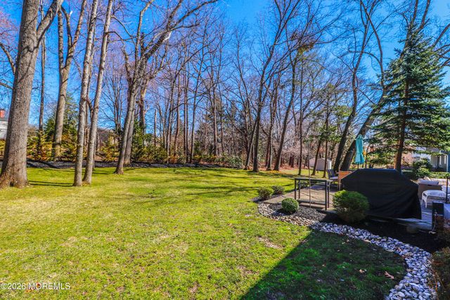 13 Bosko Drive, East Brunswick, NJ 08816