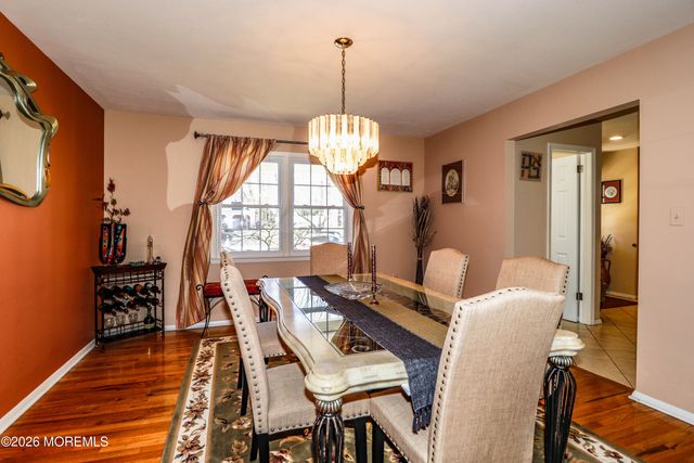 13 Bosko Drive, East Brunswick, NJ 08816